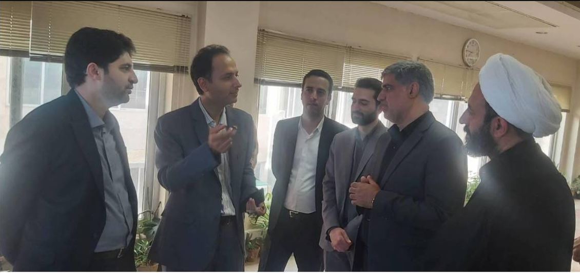 فرماندار تهران از اداره کل هواشناسی استان بازدید کرد.